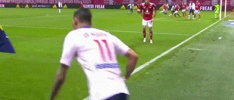 1621803556112096396.gif 7796.gif